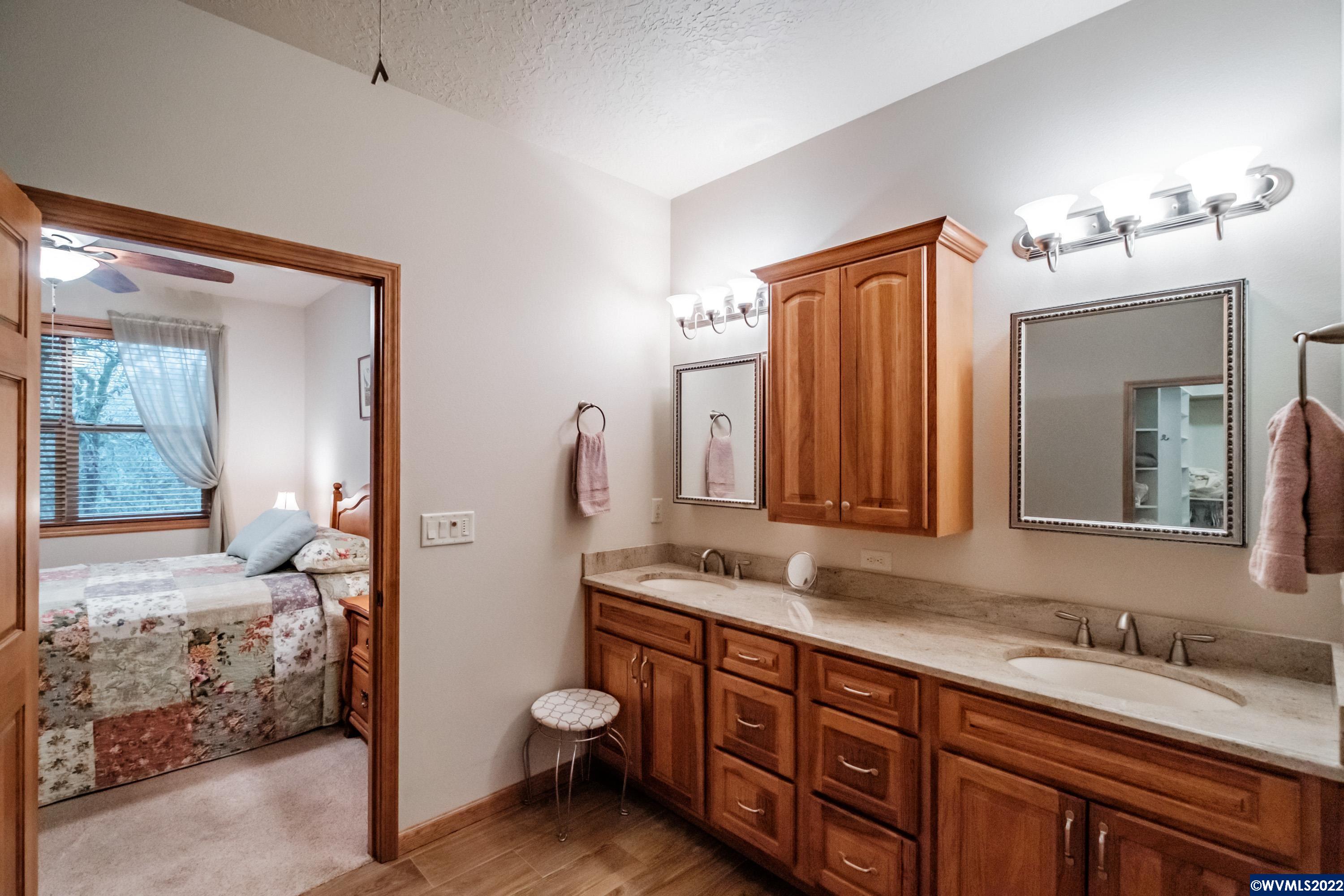 2655 Vista Place Albany, OR 97321 - Photo 17 of 42