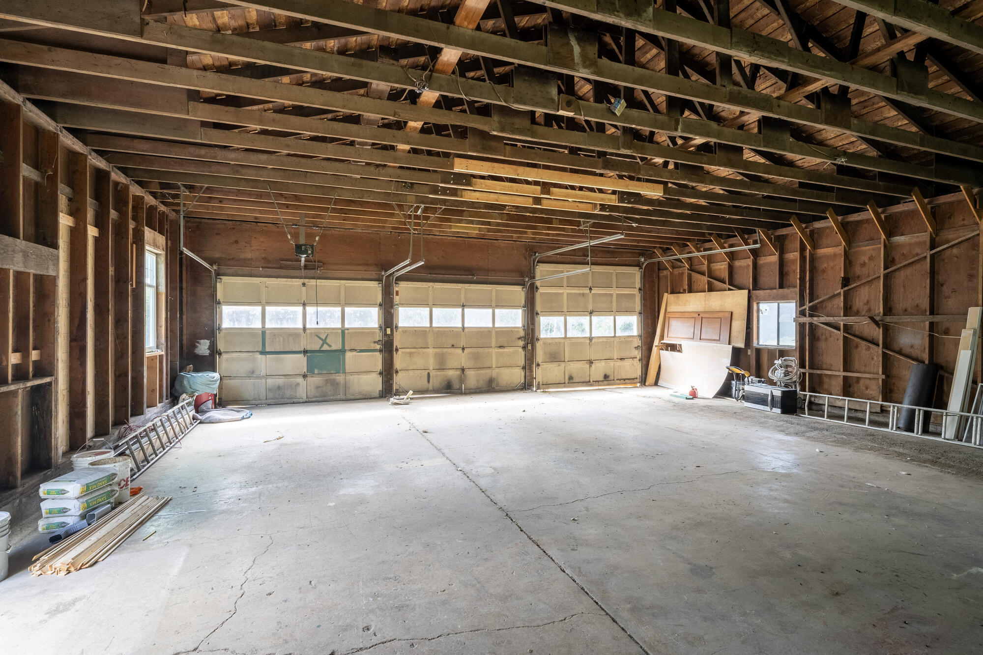 2700 Hughey Tillamook, OR 97141 - Photo 8 of 14 Interior
