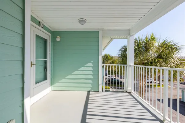 a view of entryway door