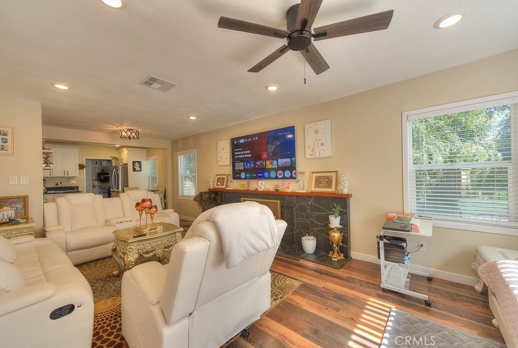 2803 Ladera Road San Bernardino, CA 92405 - Photo 12 of 60