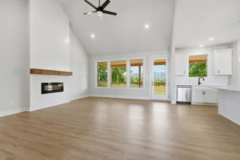 $500,000 | 179 Cojohodo Court, McMinnville, TN 37110
