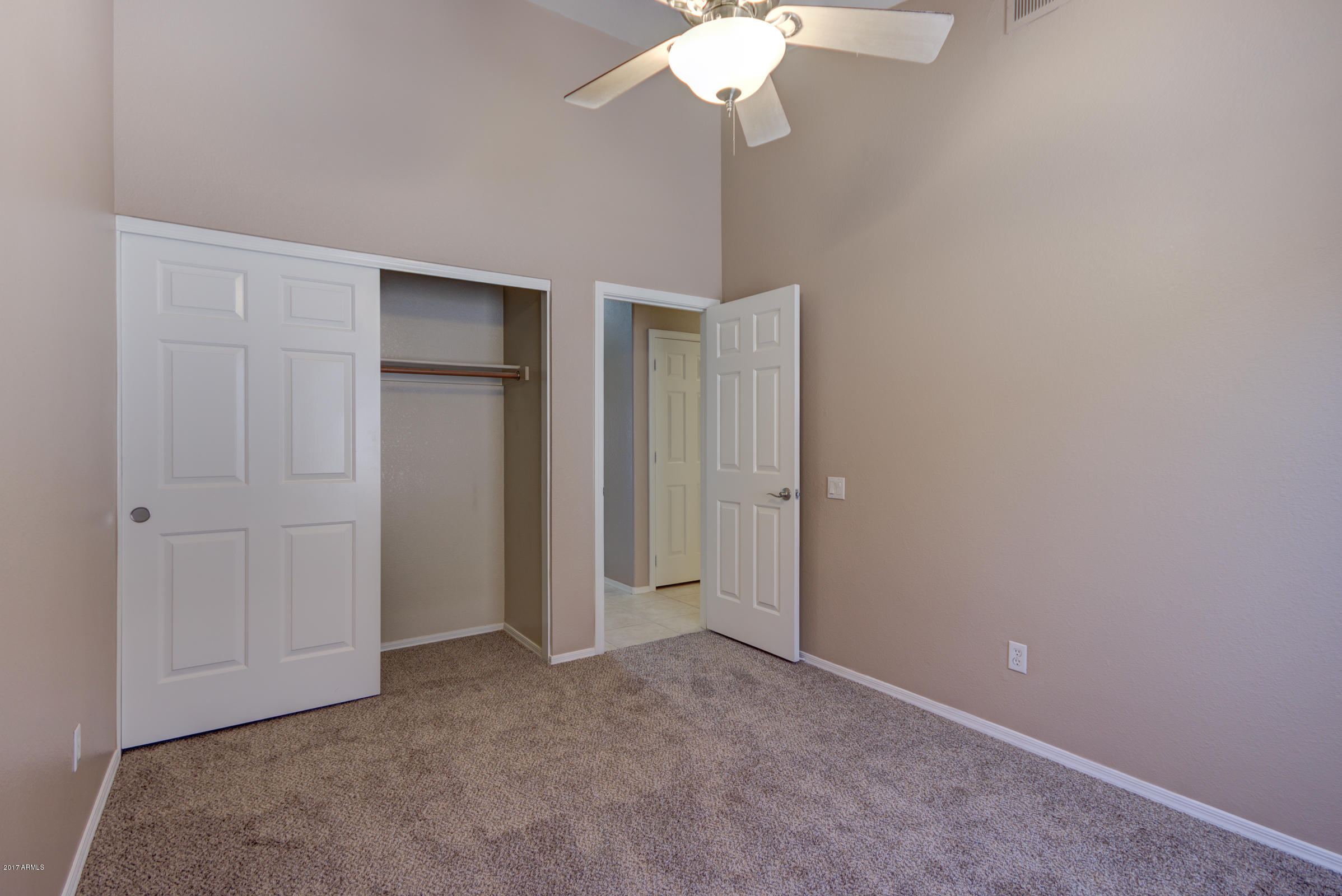 1102 West Davis Road Phoenix, AZ 85023 - Photo 29 of 53 1102 W Davis Rd-20