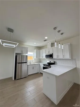 $1,350 | 1801 West Violet Drive, Unit 4, Pharr, TX 78577