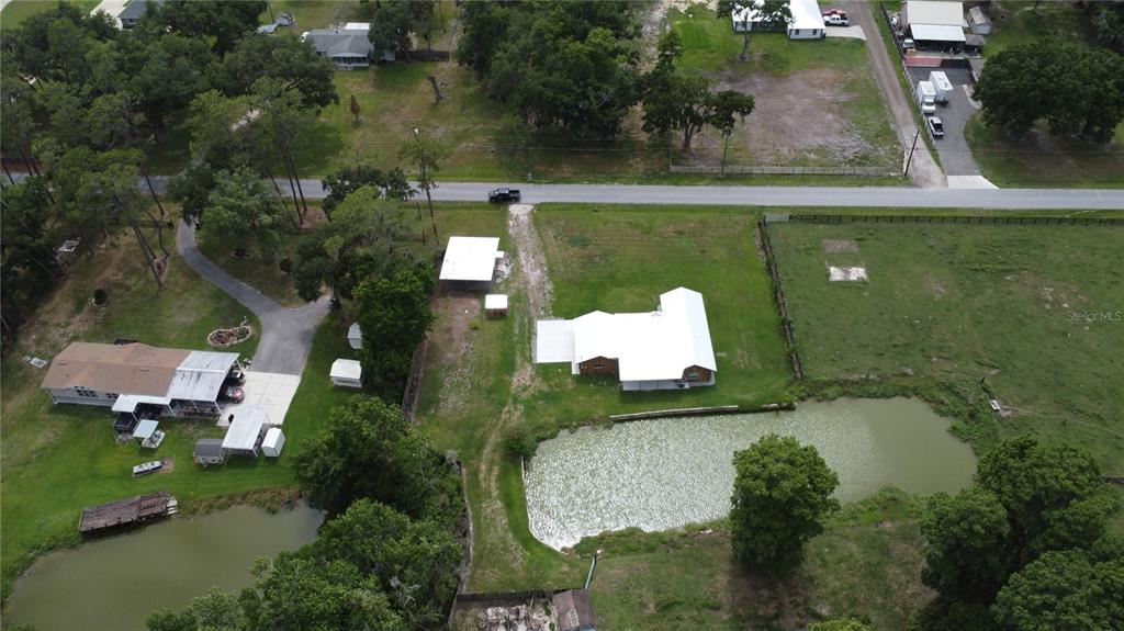 210 Josh Reynolds Road Lakeland, FL 33801 - Photo 4 of 35