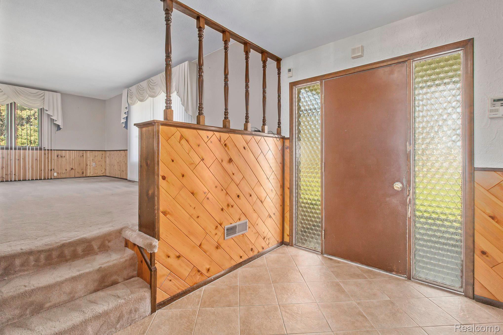 12084 Odell Road Linden, MI 48451 - Photo 4 of 48 IMG_6780.jpg