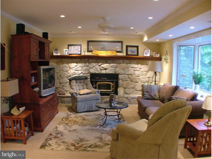 6 Low Road New Hope, PA 18938 - Photo 5 of 13 Family Room