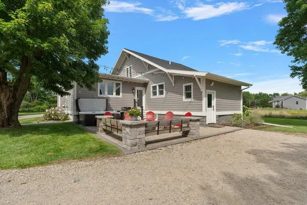 $925,000 | 8351 Jericho Road, Bridgman, MI 49106