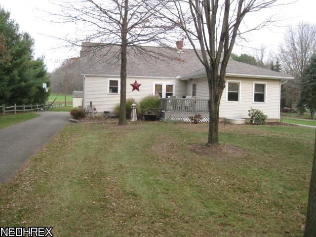 4715 Deis Hill Road Northwest Dover, OH 44622 - Photo 2 of 24