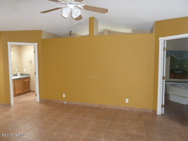 7142 South Rincon Ridge Drive Tucson, AZ 85756 - Photo 5 of 13