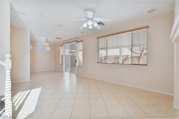 $1,995 | 9552 Delivery Avenue, Las Vegas, NV 89148