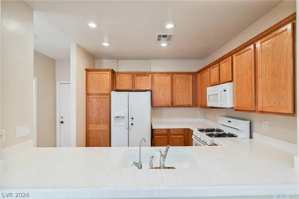 $1,995 | 9552 Delivery Avenue, Las Vegas, NV 89148