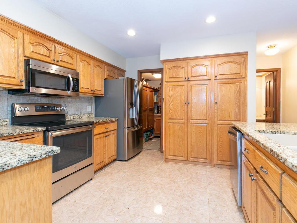 7350 Maplewood Road Cologne, MN 55322 - Photo 5 of 37 Gallery Image 5