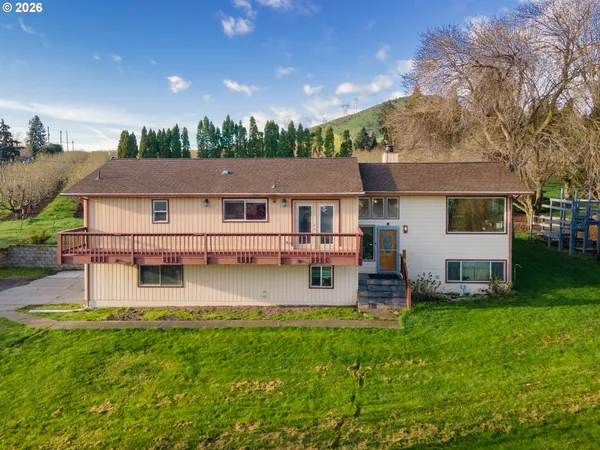$572,000 | 3302 Old Dufur Road, The Dalles, OR 97058