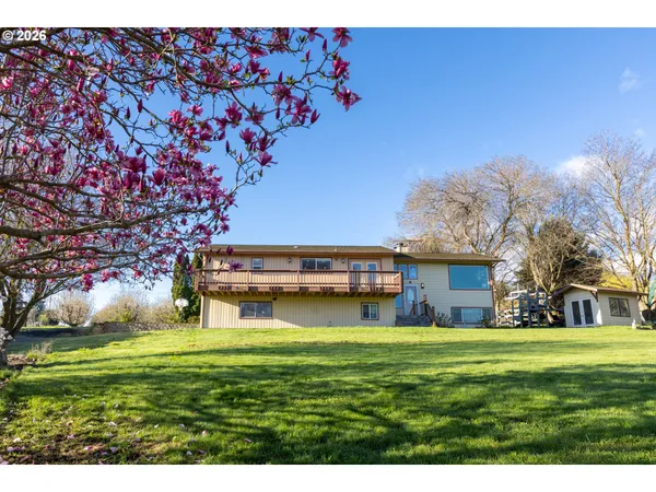 $572,000 | 3302 Old Dufur Road, The Dalles, OR 97058