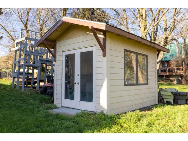 $572,000 | 3302 Old Dufur Road, The Dalles, OR 97058
