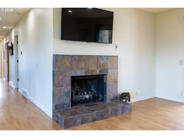 $572,000 | 3302 Old Dufur Road, The Dalles, OR 97058