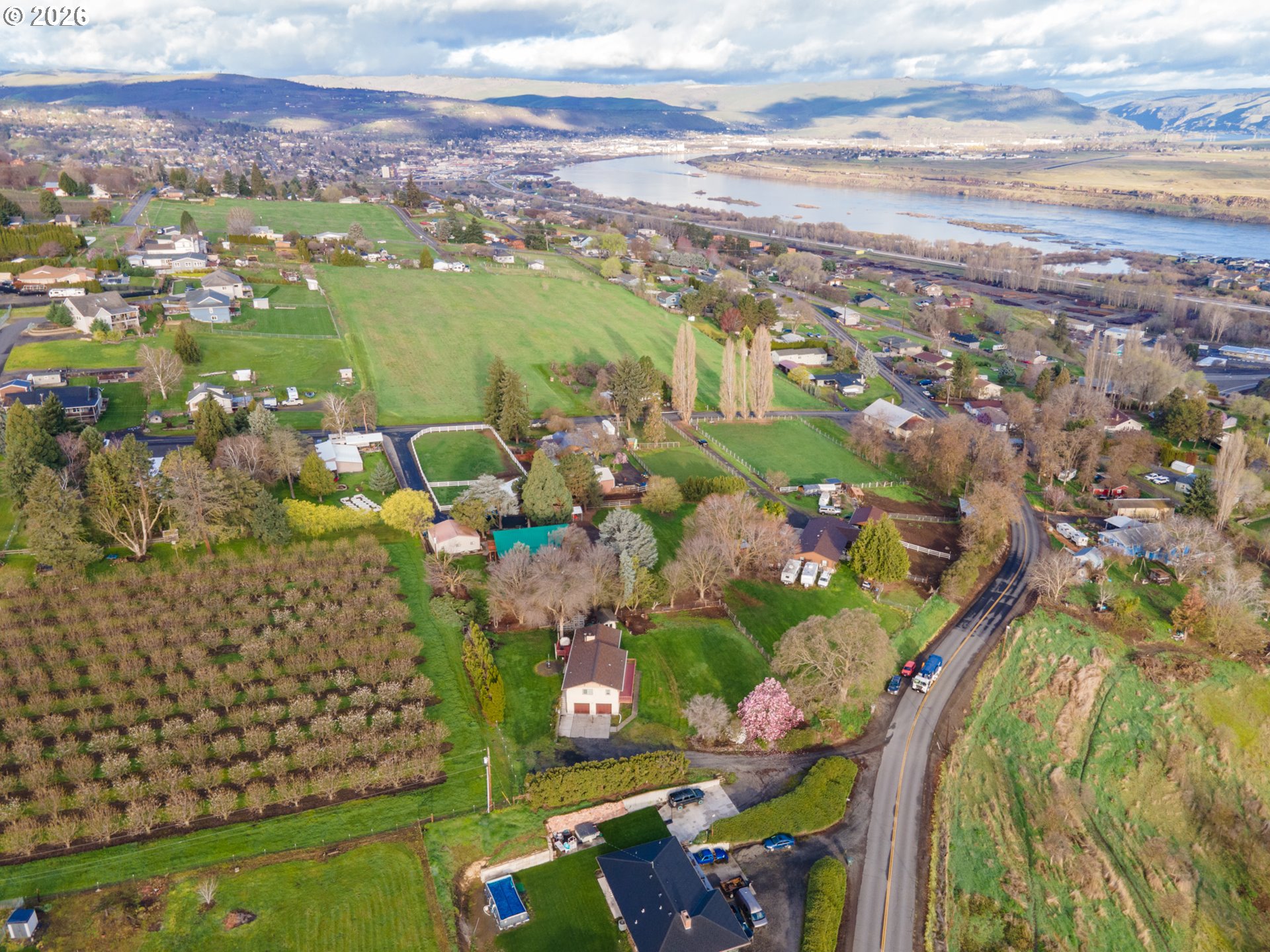 3302 Old Dufur Road The Dalles, OR 97058 - Photo 3 of 48