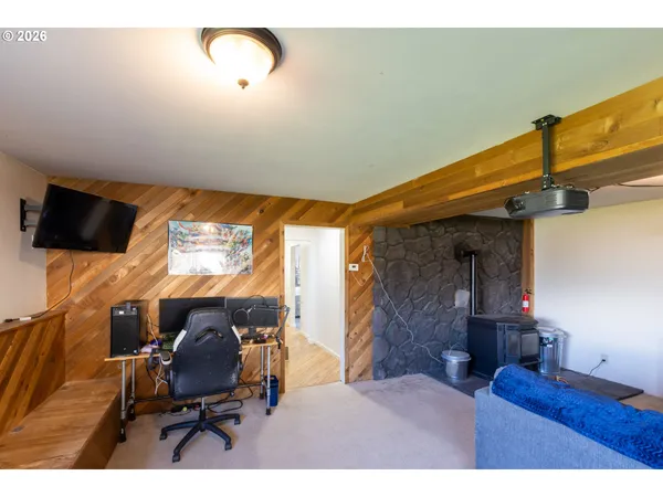 $572,000 | 3302 Old Dufur Road, The Dalles, OR 97058