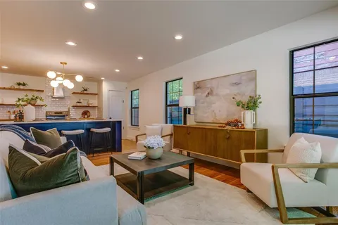 $416,000 | 1630 Ramsey Avenue, Dallas, TX 75216