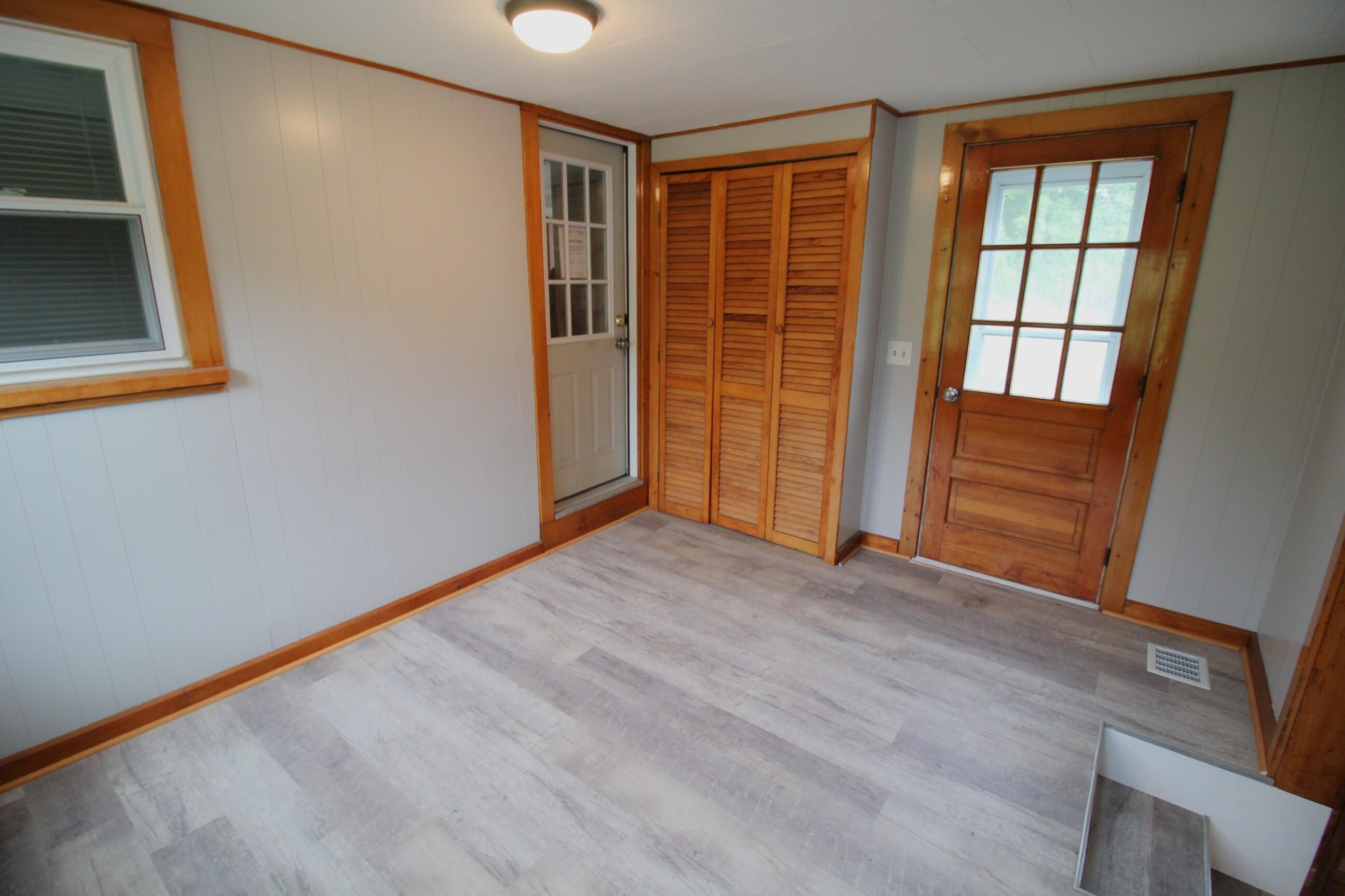 20 Hardscrabble Road Poland, ME 04274 - Photo 33 of 56 33. Entry Way