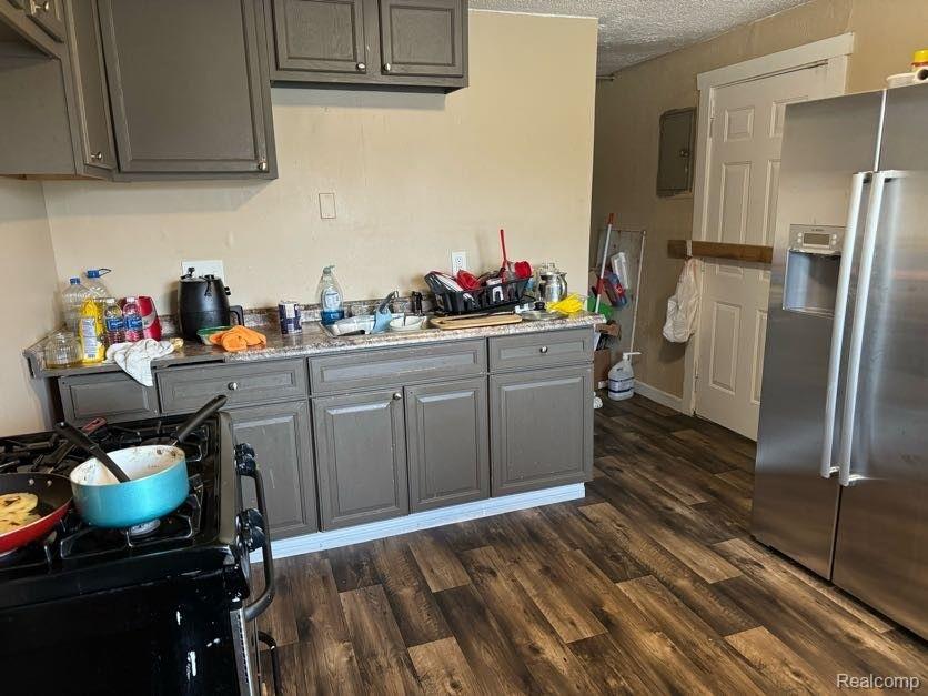4159 Springle Street Detroit, MI 48215 - Photo 4 of 7