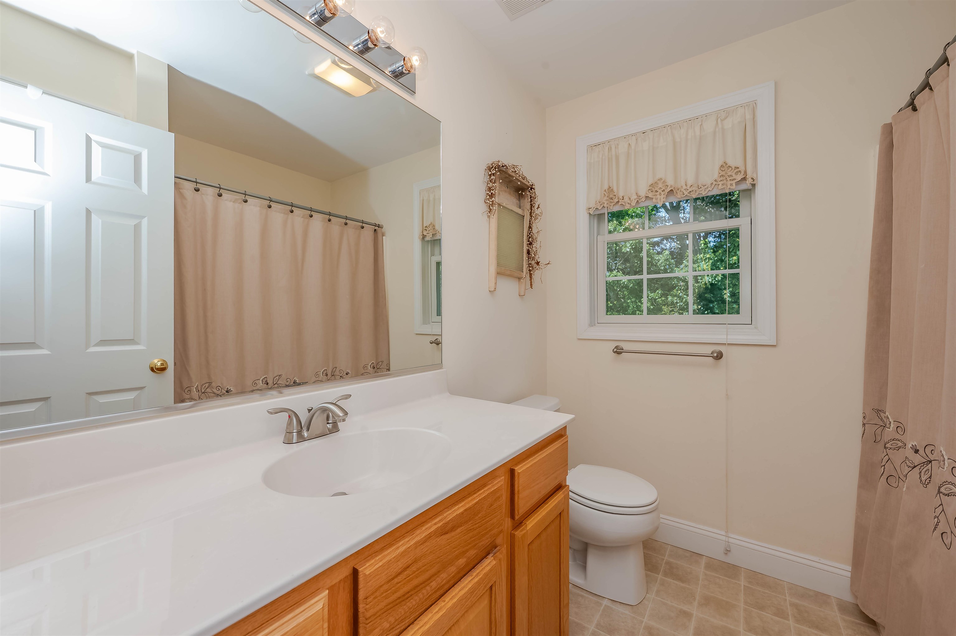 20 Brenda Lane Rochester, NH 03867 - Photo 25 of 45