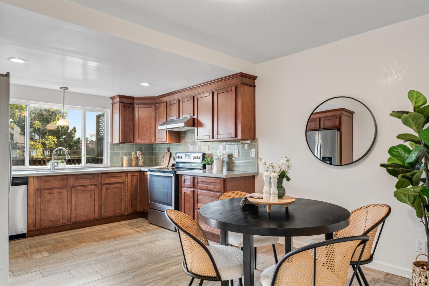 154 Basinside Way Alameda, CA 94502 - Photo 13 of 41