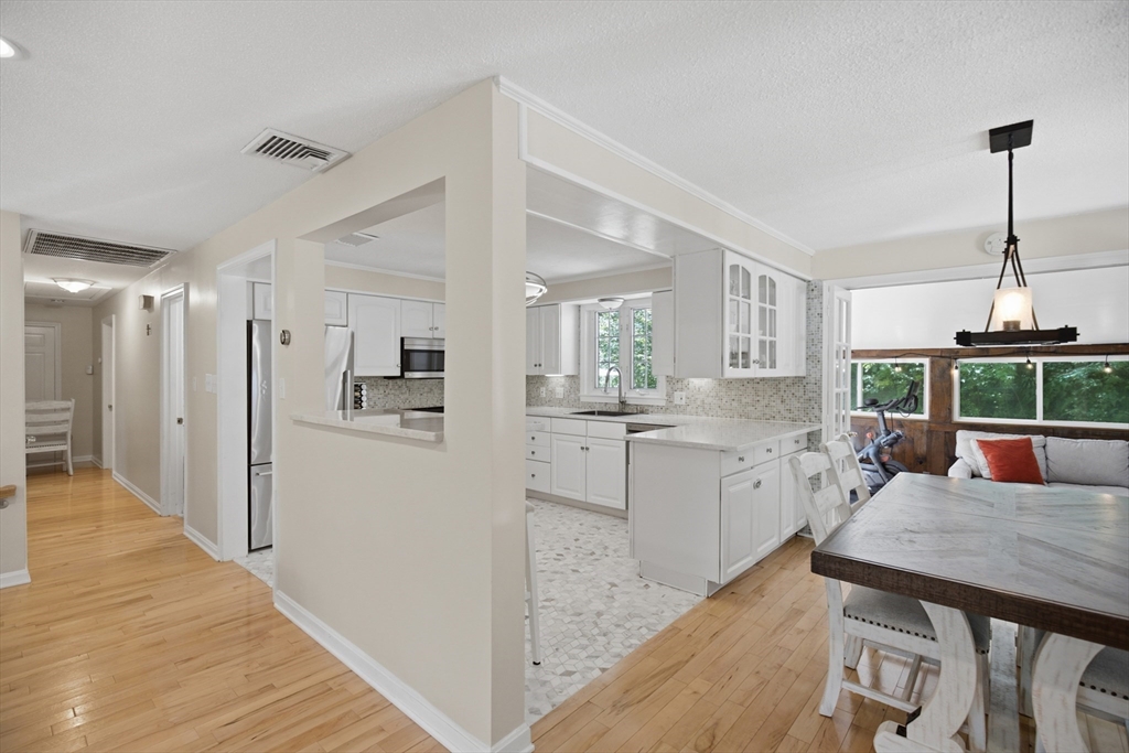 416 Ipswich Road Boxford, MA 01921 - Photo 9 of 42
