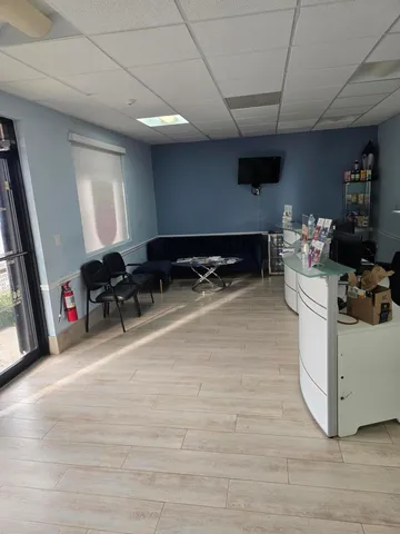 $27 | 3731 Lake Worth Road, Lake Worth, FL 33461