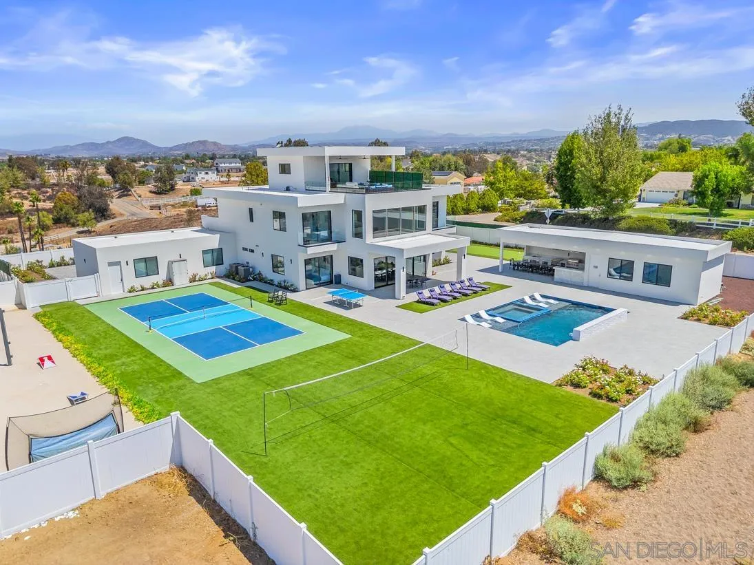 41955 Altanos Road Temecula, CA 92592 - Photo 70 of 75 Gallery Image 70