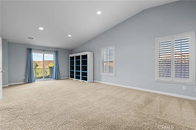 $4,850 | 28201 Springvale Lane, Castaic, CA 91384