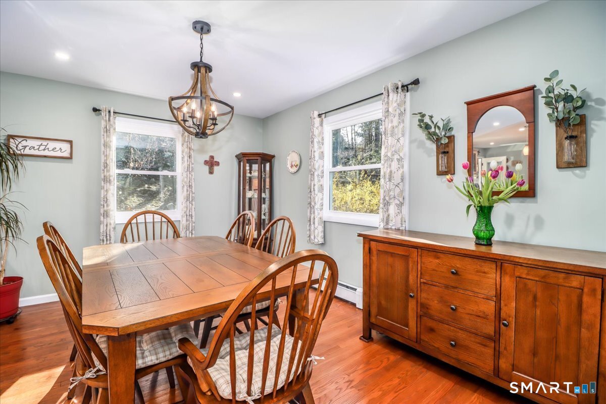 156 Stadley Rough Road Danbury, CT 06811 - Photo 13 of 32