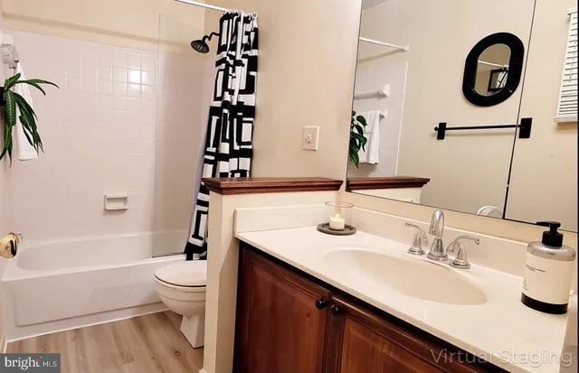 $625,000 | 8902 Winding Hollow Way, Springfield, VA 22152