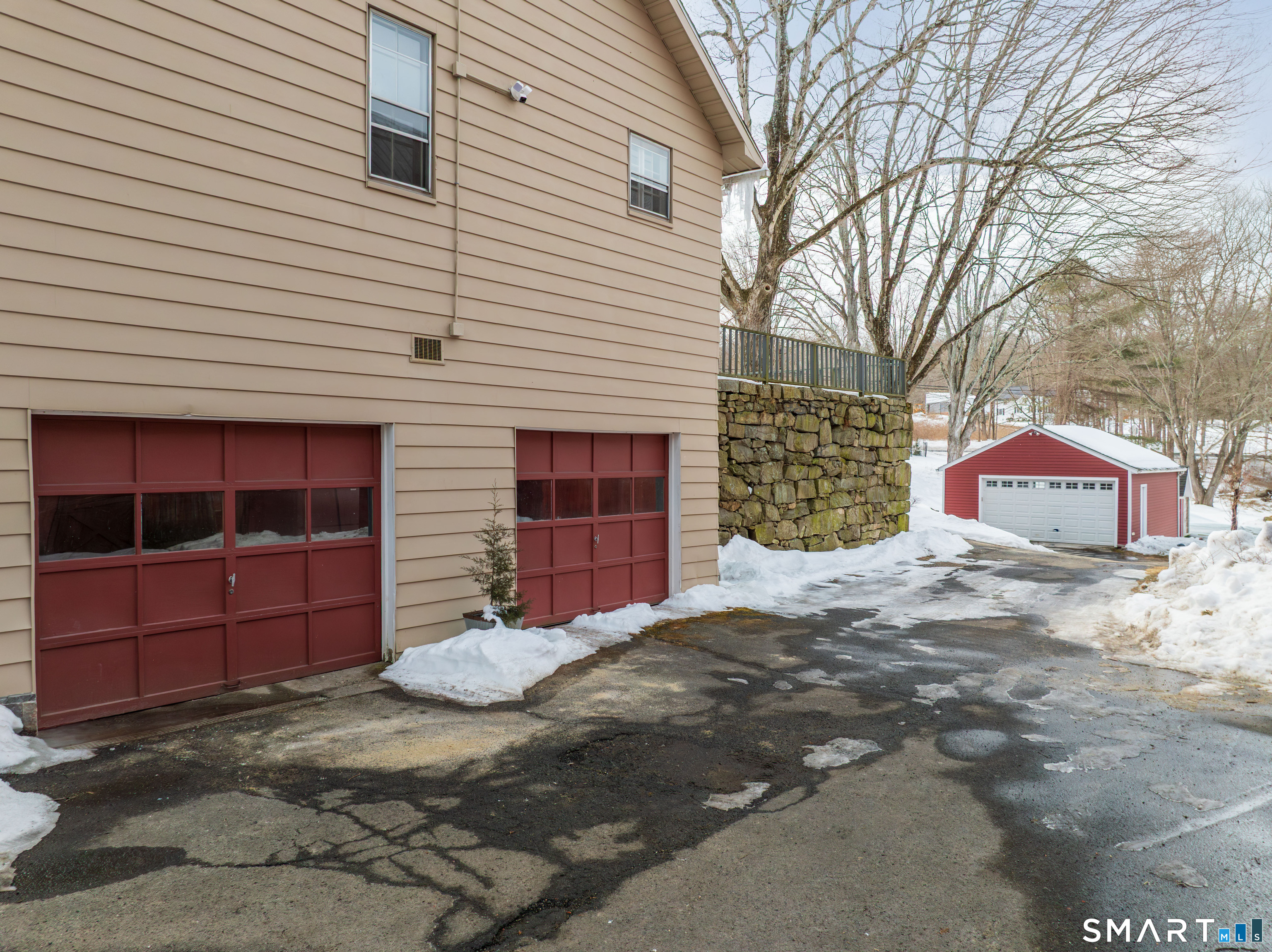 263 Seymour Road Woodbridge, CT 06525 - Photo 12 of 14