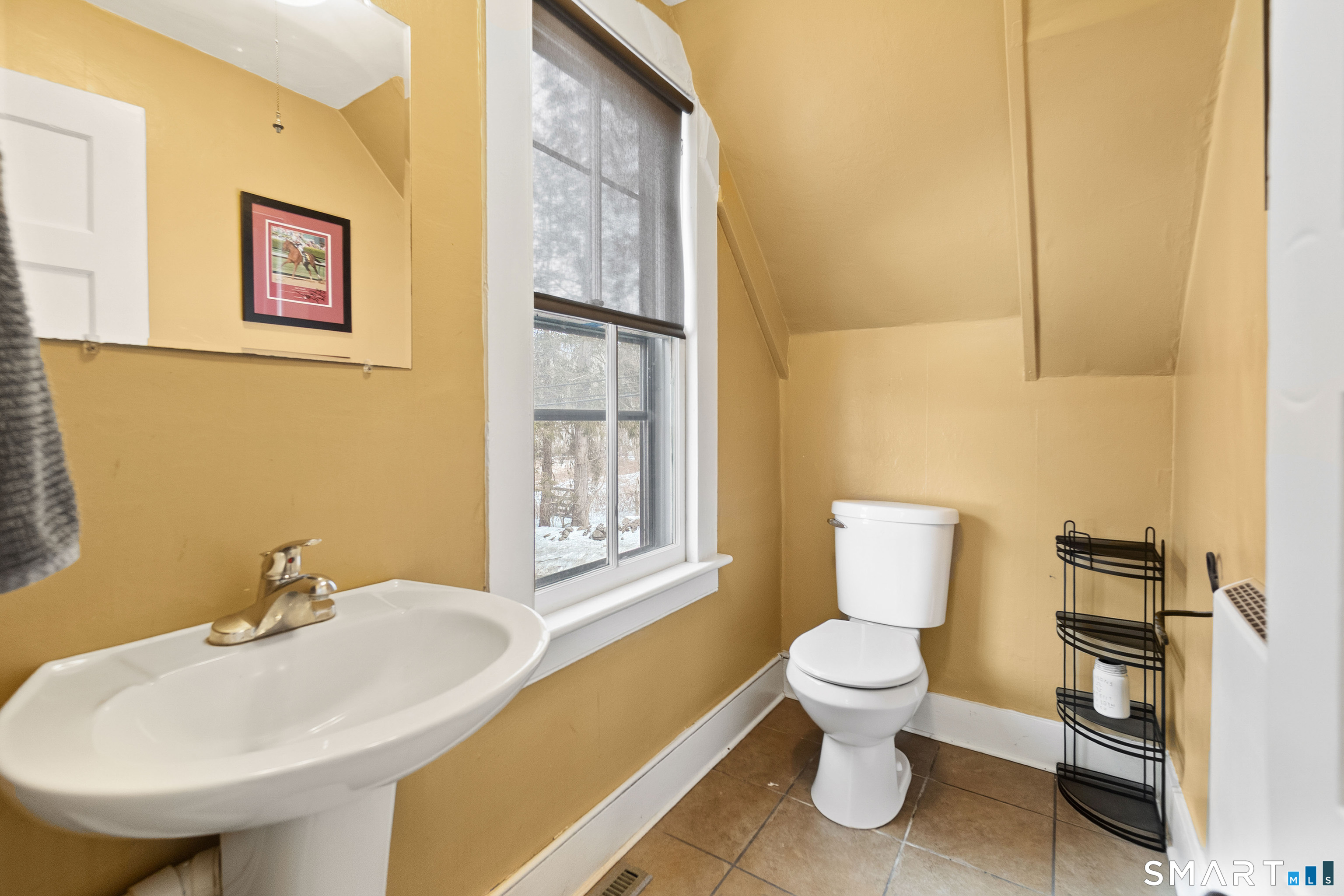 263 Seymour Road Woodbridge, CT 06525 - Photo 9 of 14