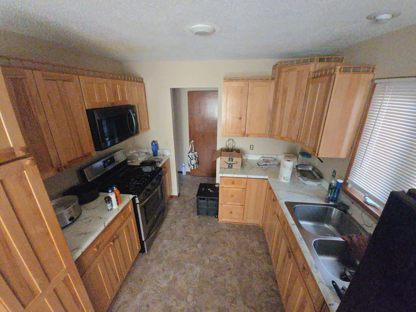 8129 9th Street West Rock Island, IL 61201 - Photo 3 of 9