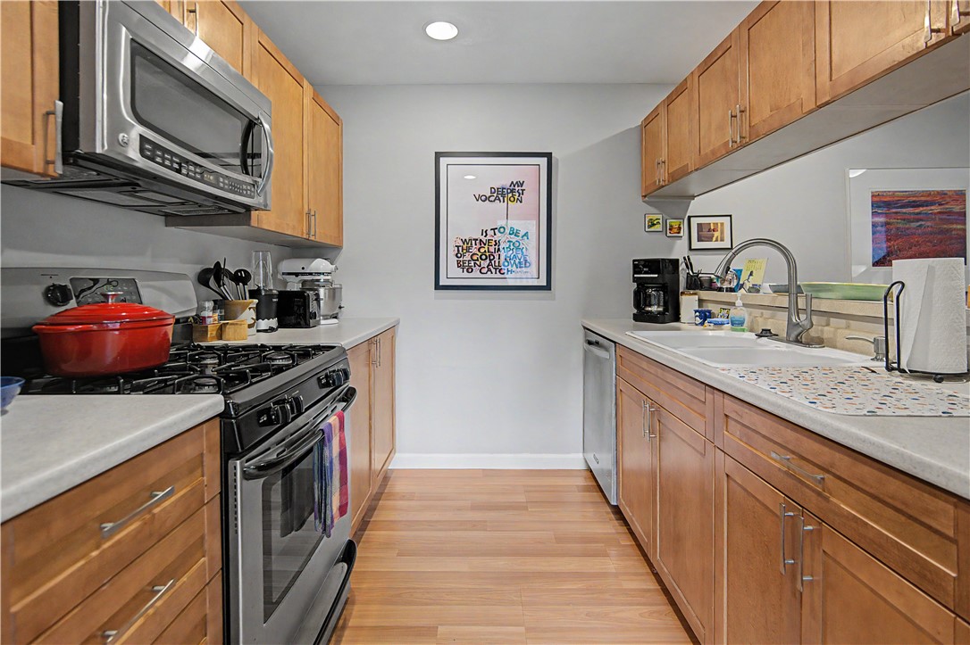 19 Caddy Rock Road, Unit A North Kingstown, RI 02852 - Photo 11 of 32