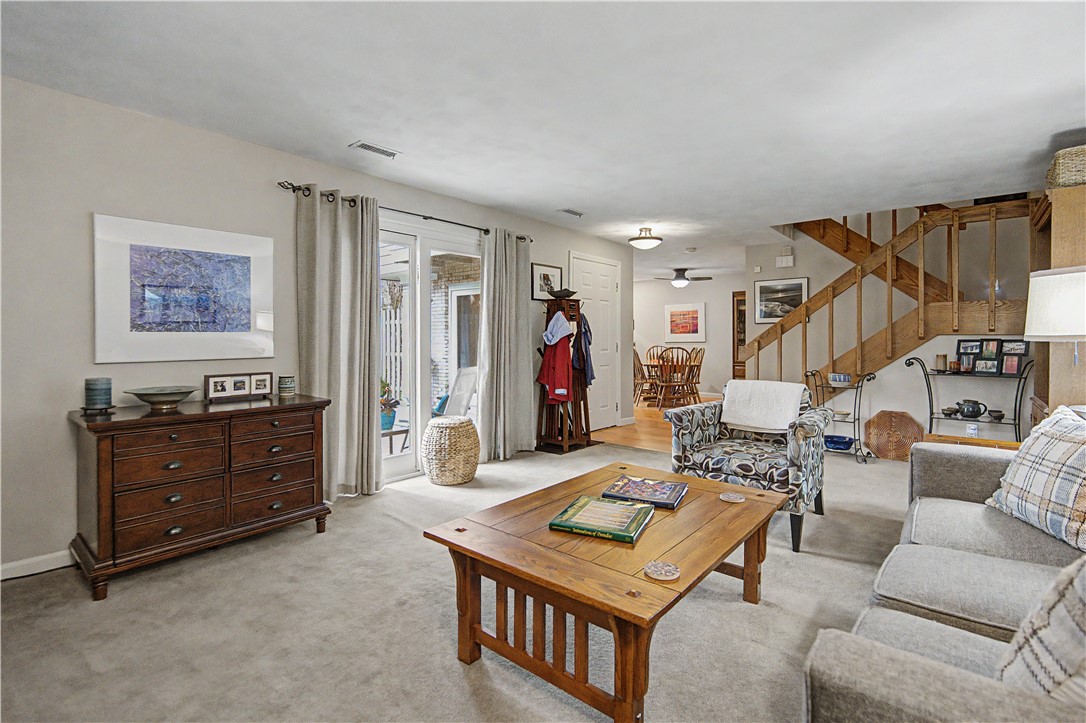 19 Caddy Rock Road, Unit A North Kingstown, RI 02852 - Photo 3 of 32