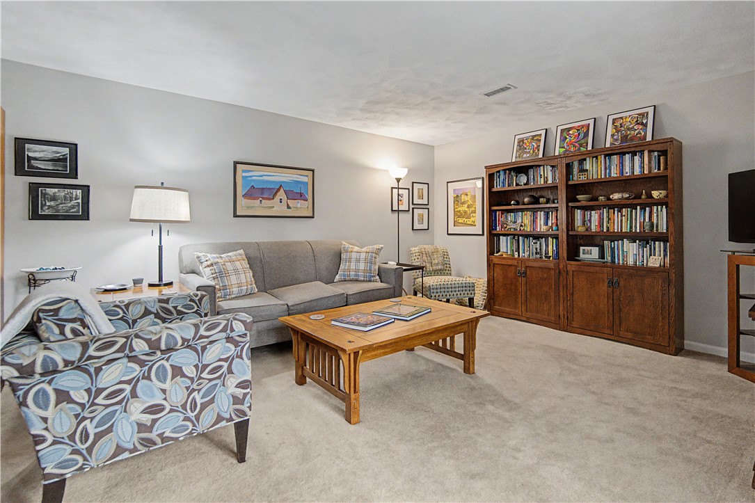 19 Caddy Rock Road, Unit A North Kingstown, RI 02852 - Photo 5 of 32