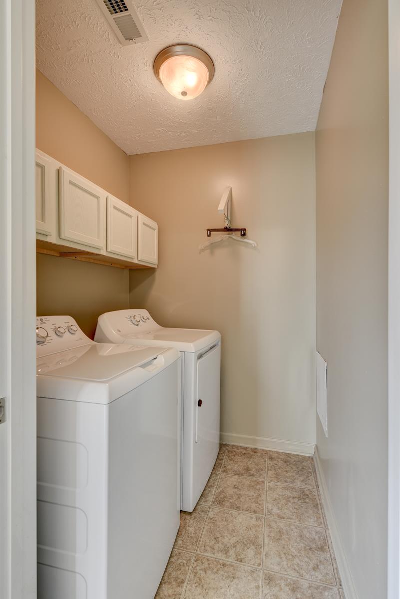 2028 Rindle Court Murfreesboro, TN 37129 - Photo 11 of 24 Gallery Image 11
