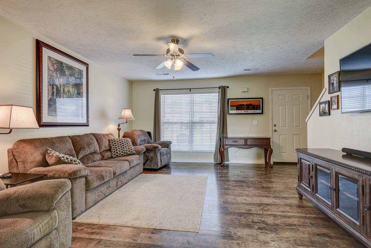 2028 Rindle Court Murfreesboro, TN 37129 - Photo 5 of 24 Gallery Image 5