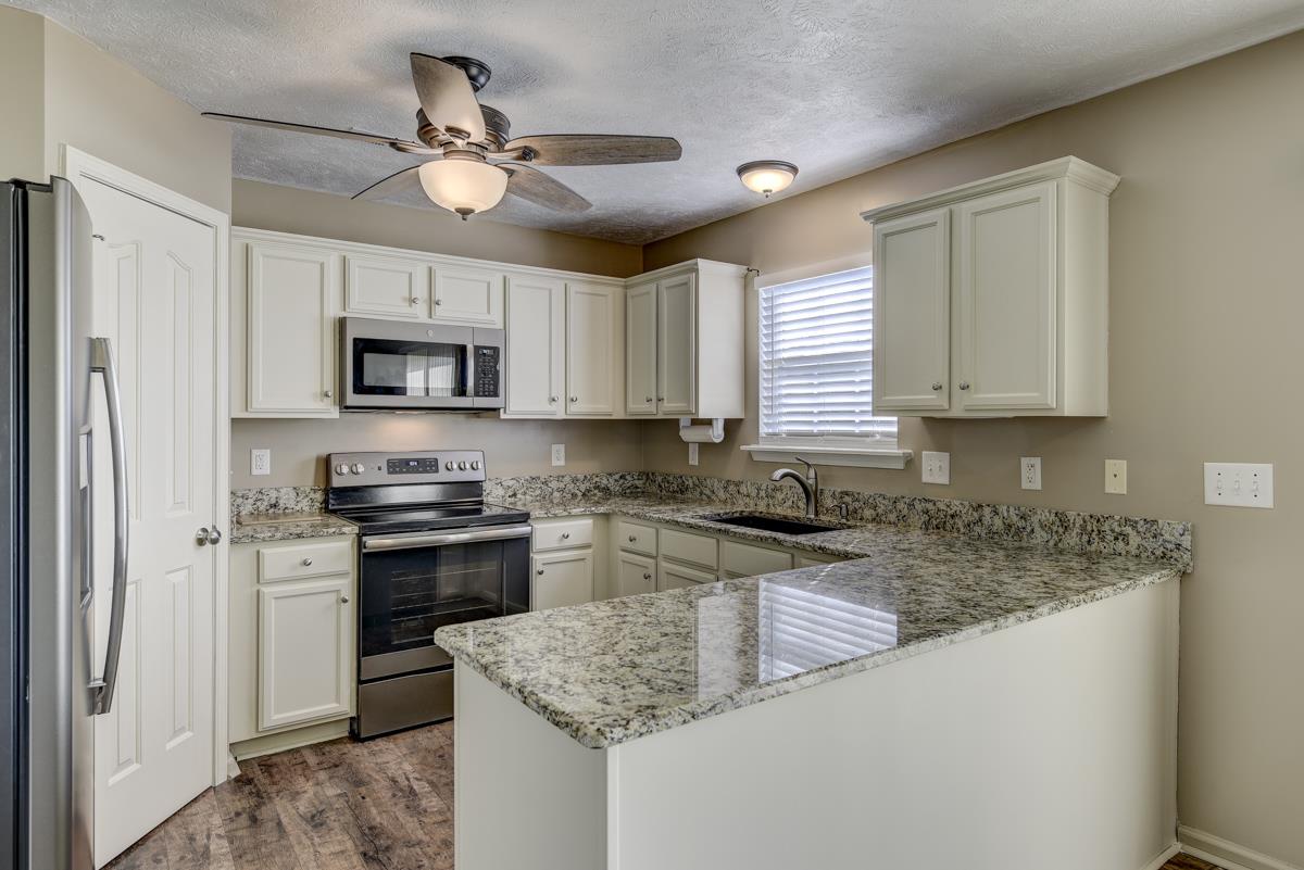 2028 Rindle Court Murfreesboro, TN 37129 - Photo 8 of 24 Gallery Image 8