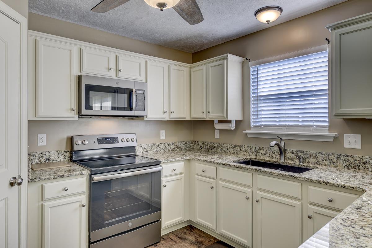 2028 Rindle Court Murfreesboro, TN 37129 - Photo 9 of 24 Gallery Image 9