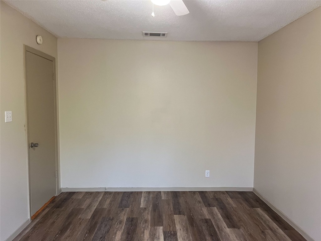 7206 Creekside Drive, Unit C Austin, TX 78752 - Photo 19 of 22 a view of an empty room