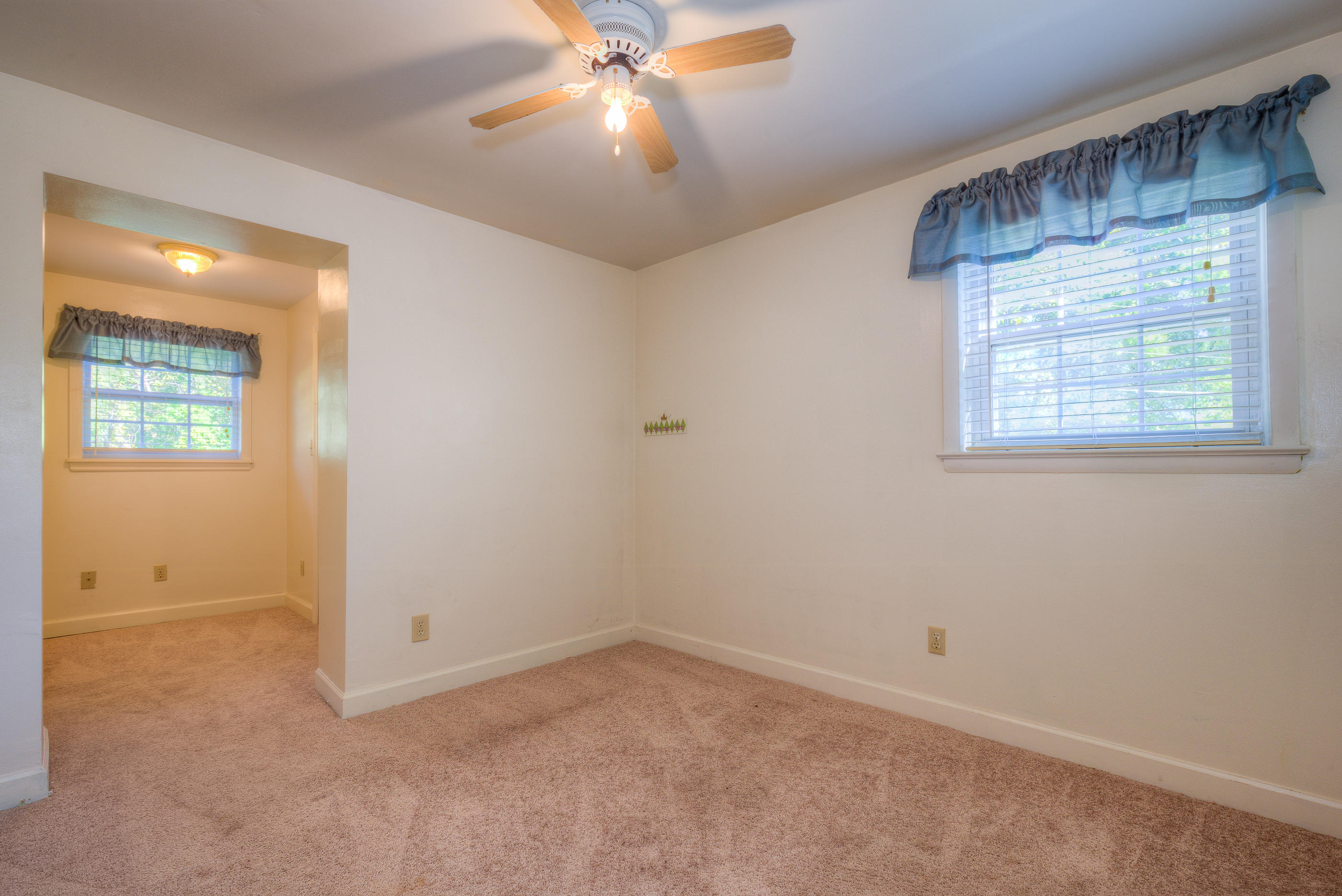 4999 Dan Robin Road Salem, VA 24153 - Photo 26 of 39 Set483from_IMG_4120