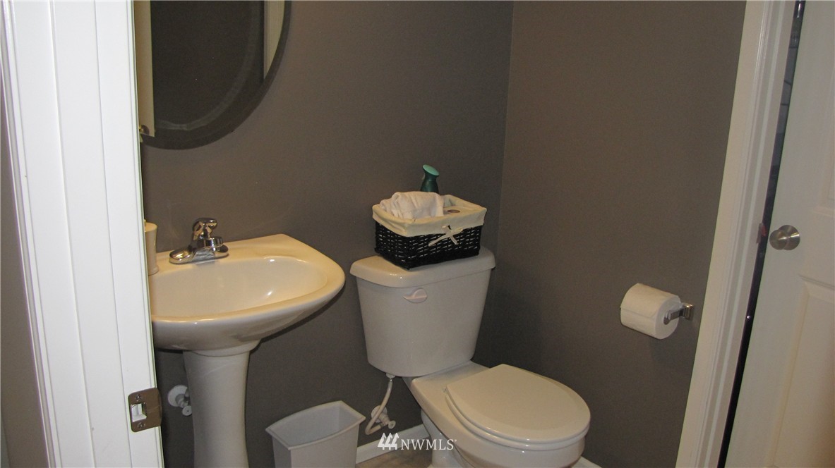 6612 Ruddell Road Southeast Lacey, WA 98513 - Photo 12 of 24 Gallery Image 12