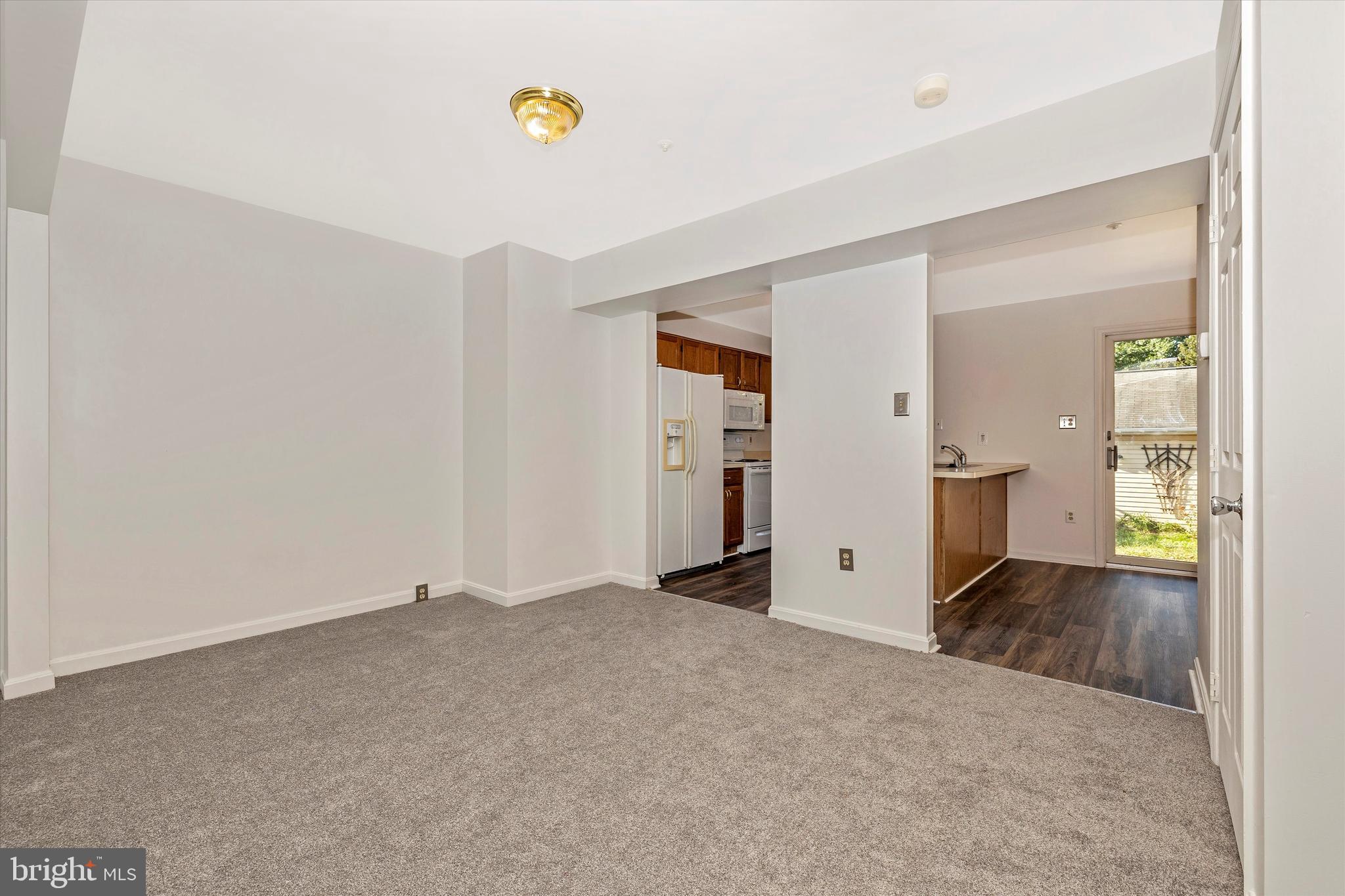 2209 Wetherburne Way Frederick, MD 21702 - Photo 7 of 63 Gallery Image 7