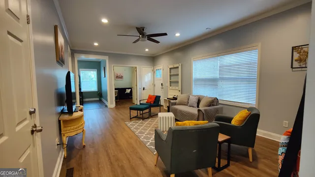 a en suite bathroom with a sink and a mirror