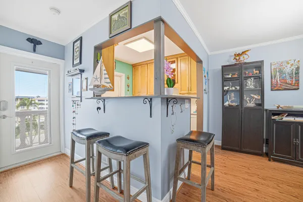 $219,600 | 112 Doolen Court, Unit 302, North Palm Beach, FL 33408