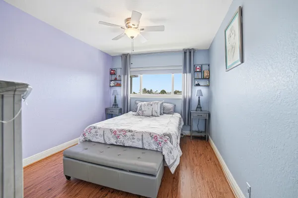 $219,600 | 112 Doolen Court, Unit 302, North Palm Beach, FL 33408